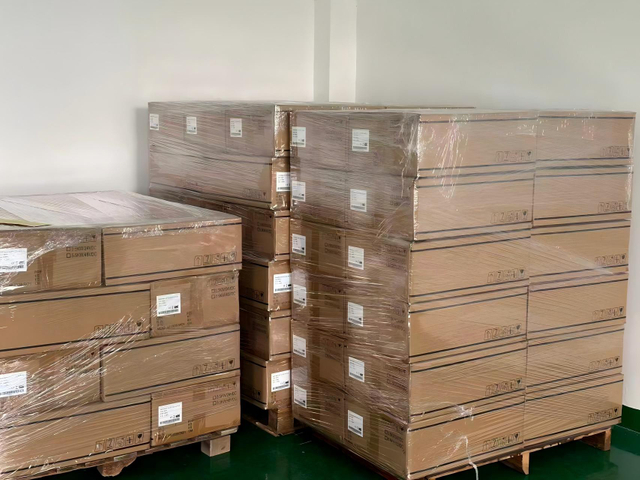 Armaz&eacute;m de produtos acabados com ventilador de resfriamento